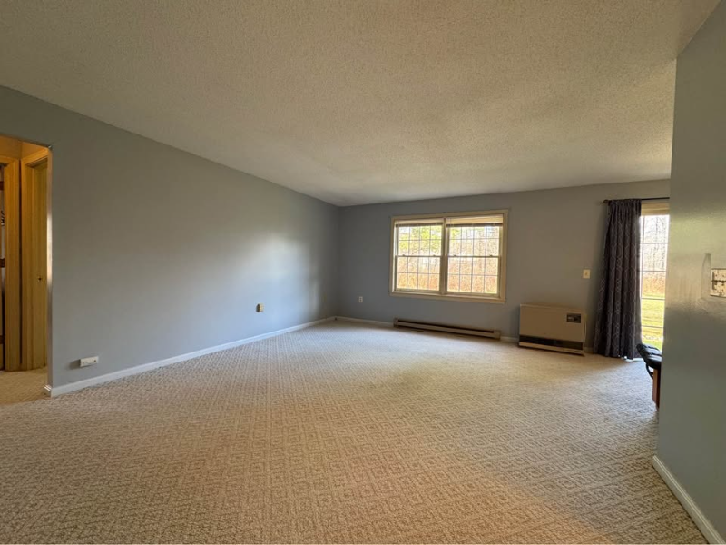 26 Somerset Condos - Photo 5 of 13