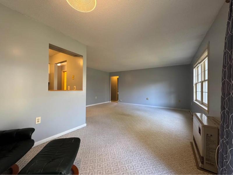 26 Somerset Condos - Photo 6 of 13