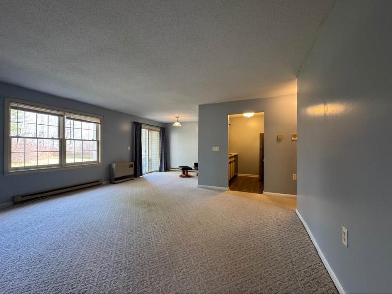 26 Somerset Condos - Photo 7 of 13