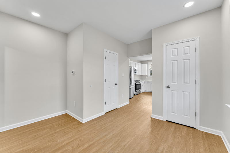 332 Morris St - Photo 6 of 16