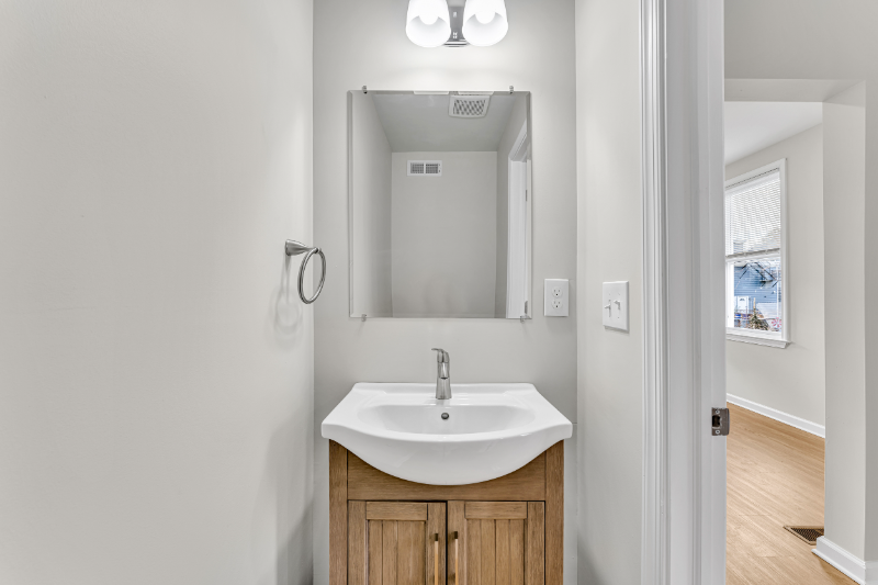 332 Morris St - Photo 7 of 16