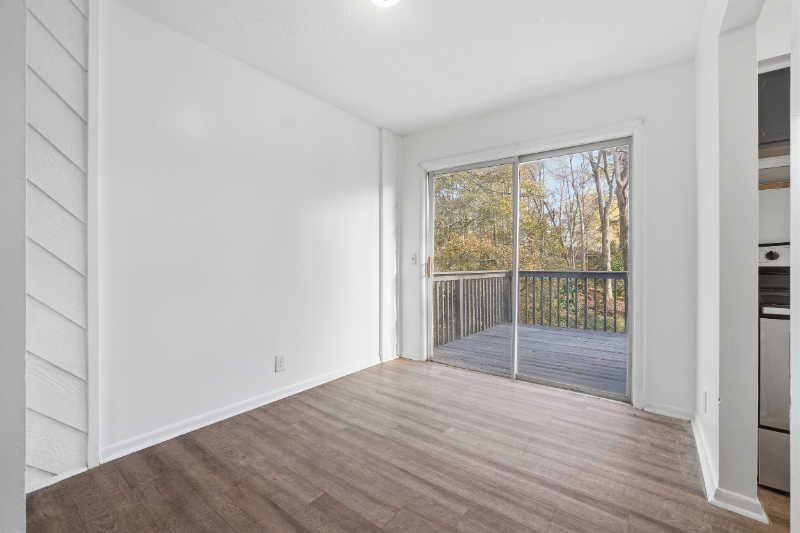 1071/1073 Laurel Ln Nw #1073 - Photo 4 of 20