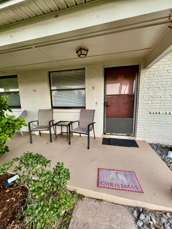 24 Oriole Cir - Photo 2 of 19