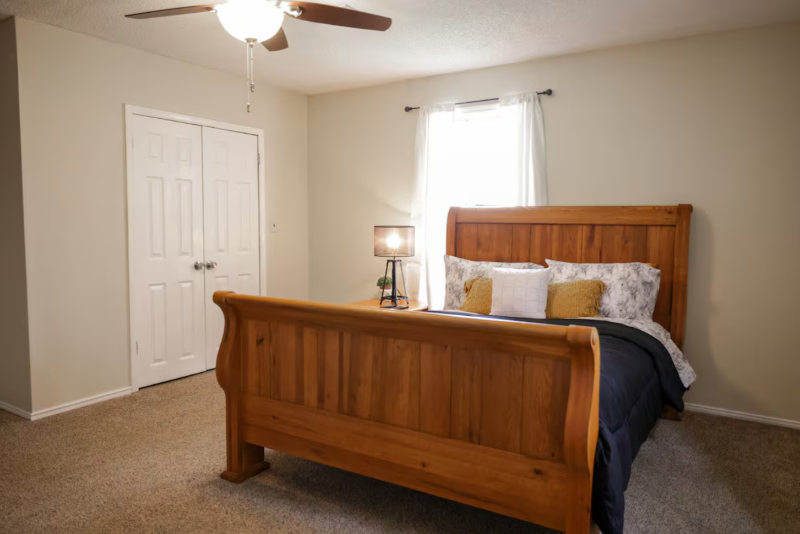 608 Snell Bridge Rd - Photo 7 of 17