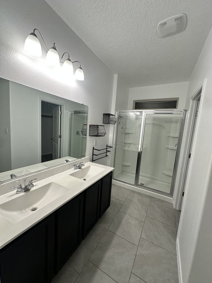 1830 Goldenflare Loop Ne #NA - Photo 3 of 10