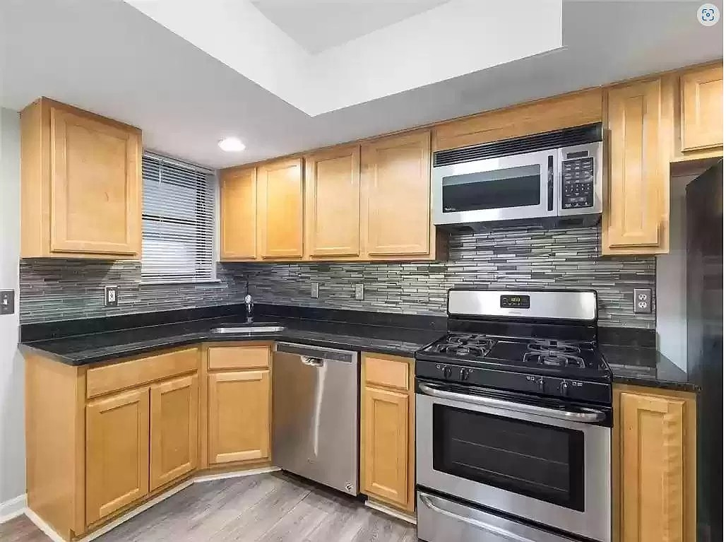 2017 Powers Ferry Trce Se #2017 - Photo 3 of 7