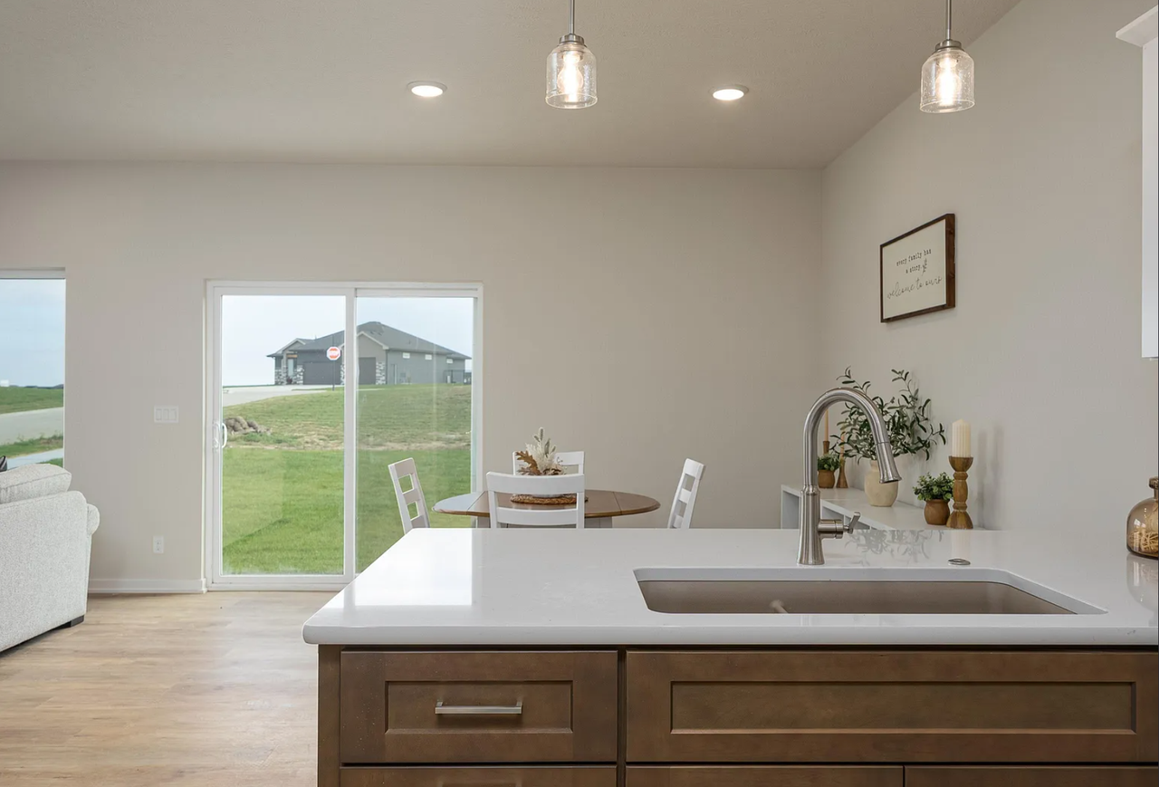 11704 S 125th St #04 - Photo 5 of 29