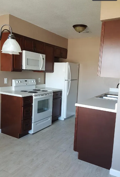 943 Valley Rd #A - Photo 2 of 12