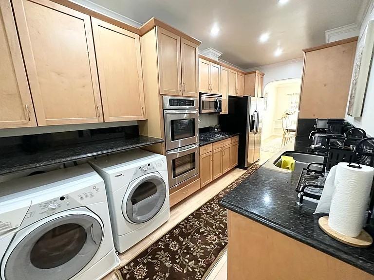 11928 Kiowa Ave #105 - Photo 6 of 20