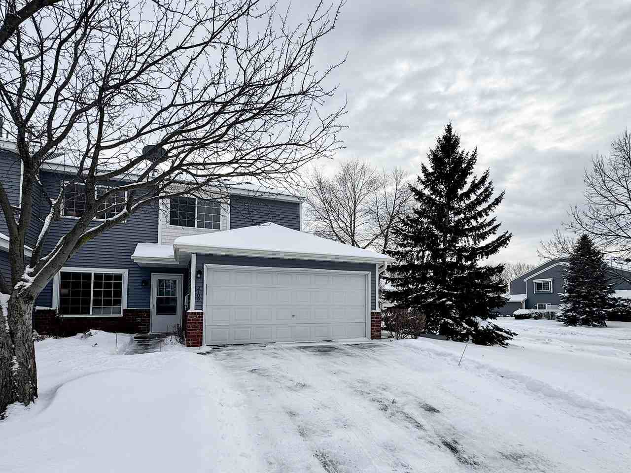 2109 Gresham Ave N #2109 - Photo 3 of 23