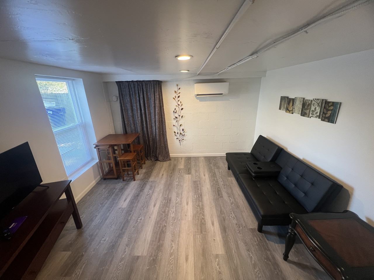 3729 Robin Hood Rd - Photo 4 of 12