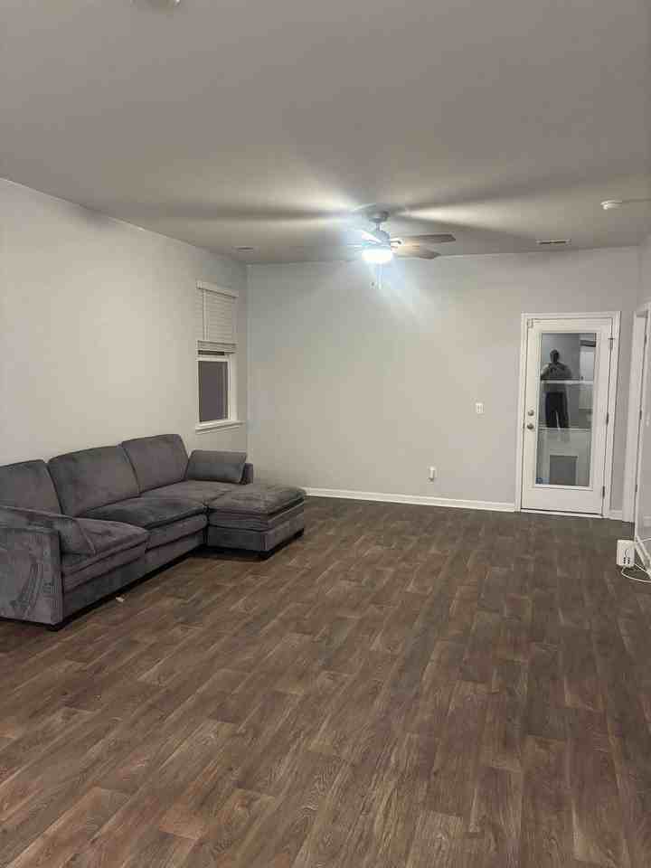 1003 Peridote Way #3 - Photo 4 of 18