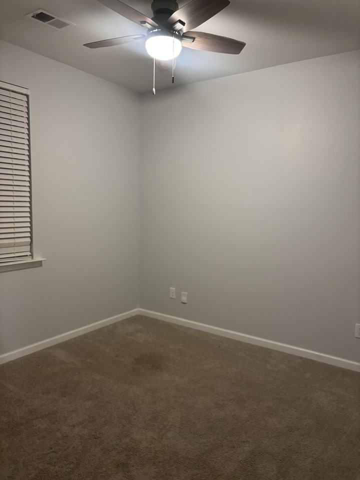 1003 Peridote Way #3 - Photo 5 of 18