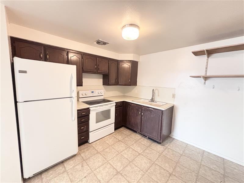 258 North 400 West Street - #6 - Photo 2 of 26