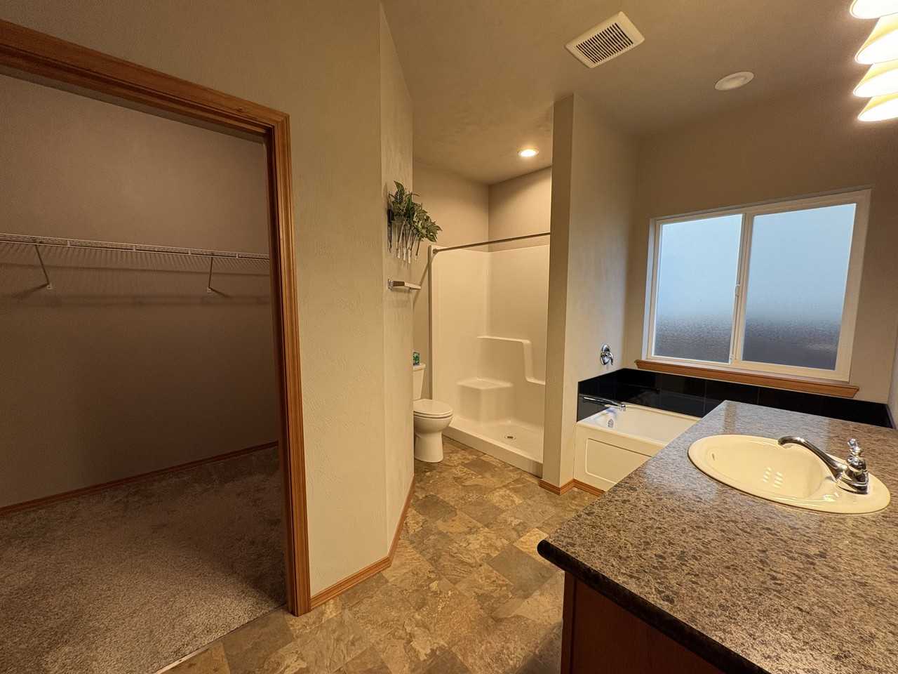 348 Watercress St #1 - Photo 5 of 18