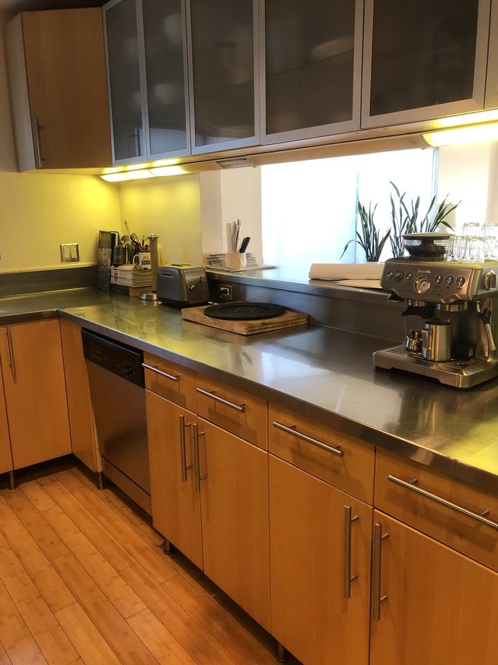 3412 Helms Ave #D - Photo 5 of 21