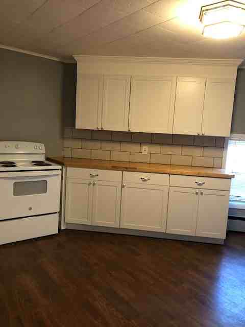 457 Lake Ave #B - Photo 4 of 6