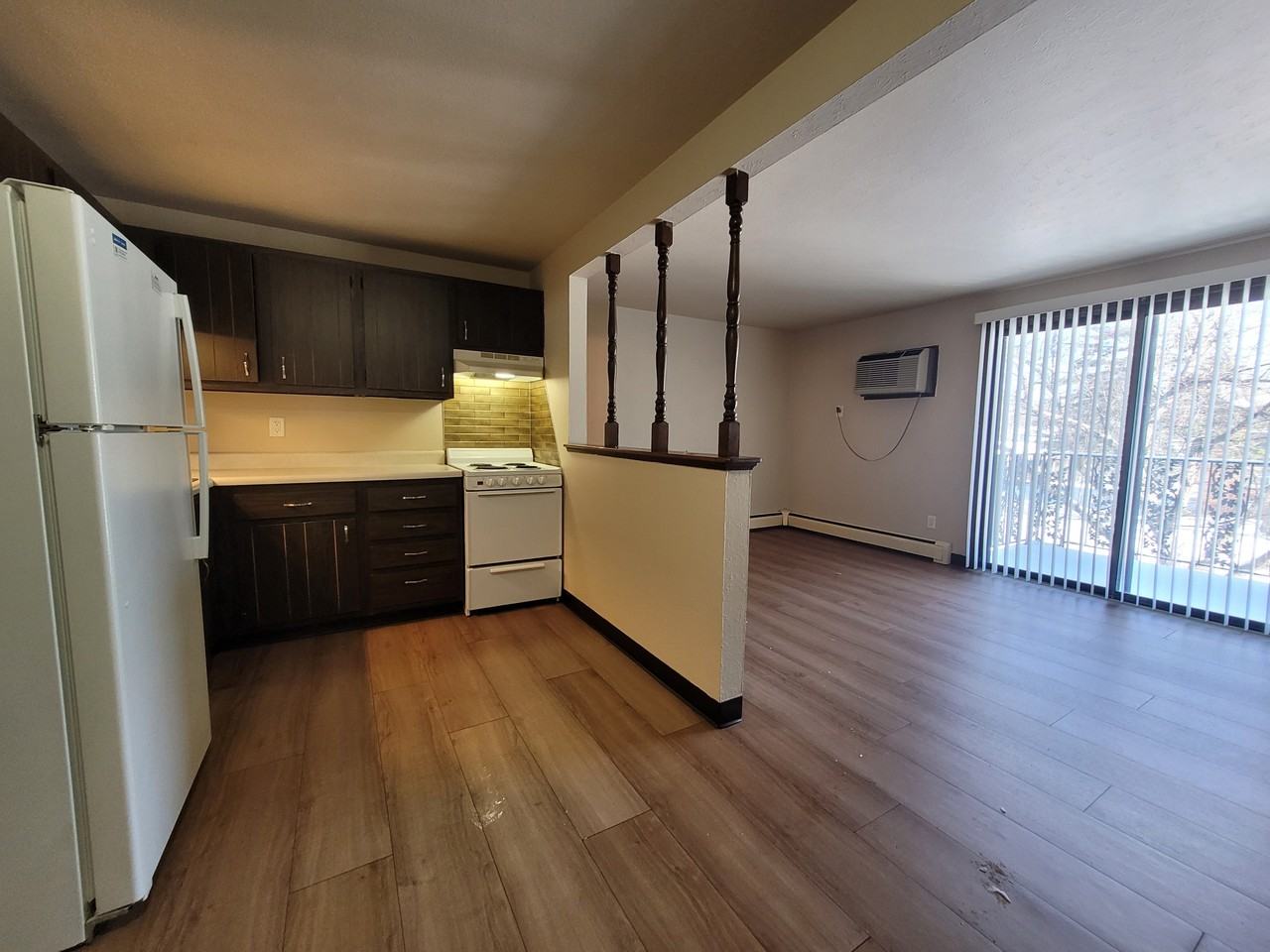 509 Spinnaker Lane - Photo 4 of 11