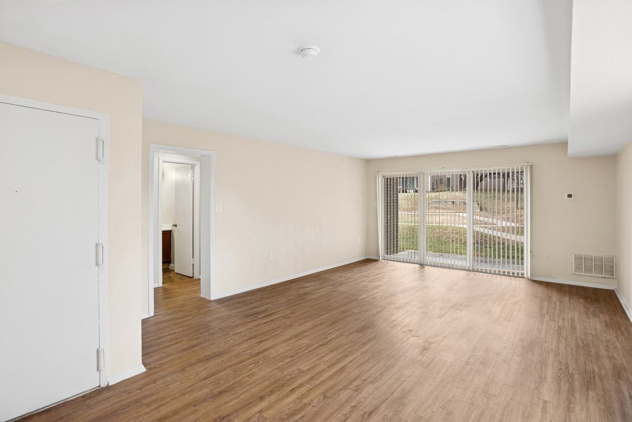 Maplewood Villas - Photo 3 of 50