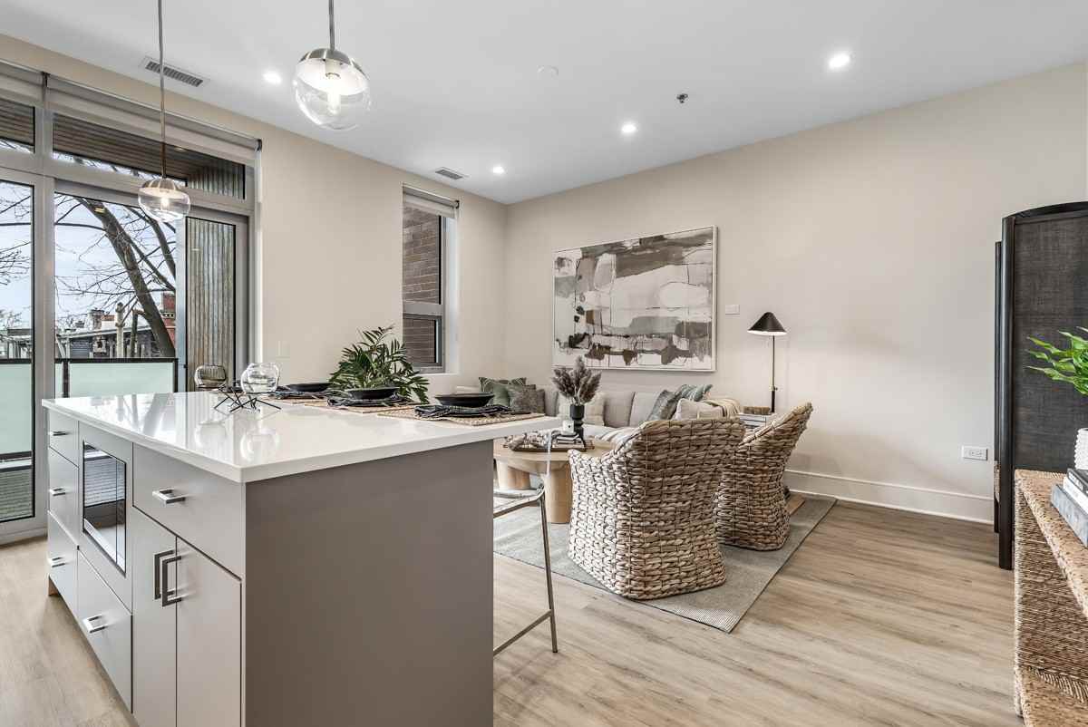 435 Madison Street - Photo 2 of 21