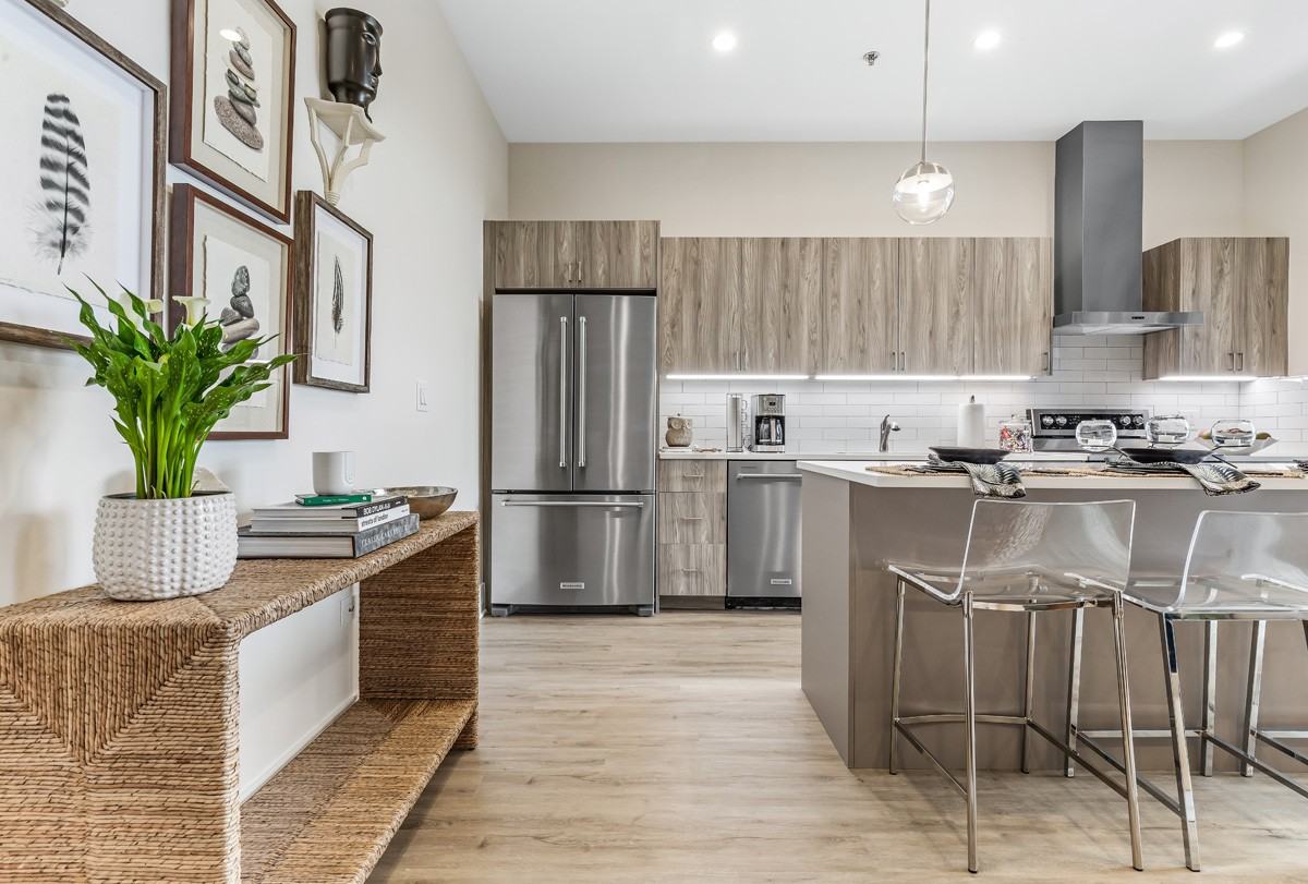 435 Madison Street - Photo 3 of 21