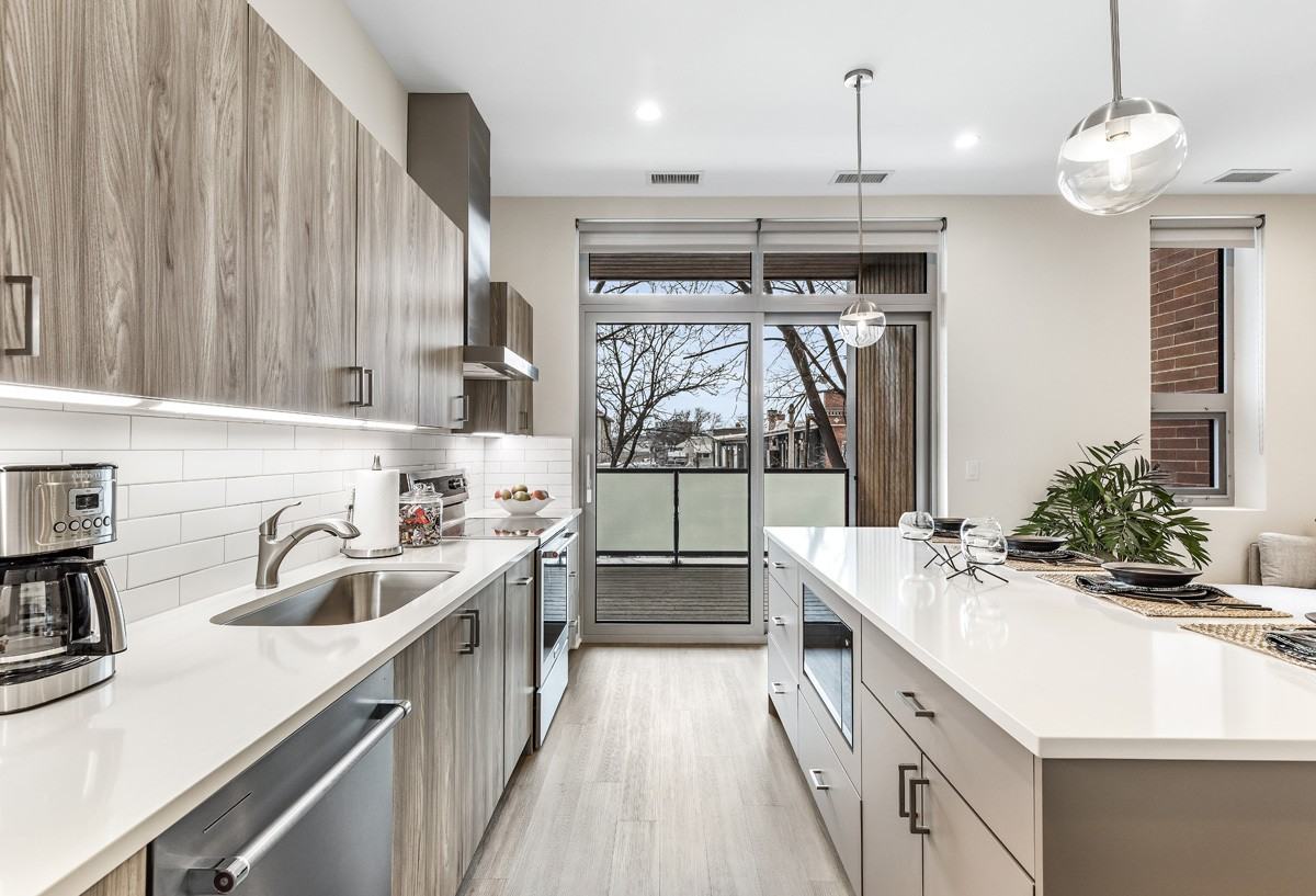 435 Madison Street - Photo 5 of 21