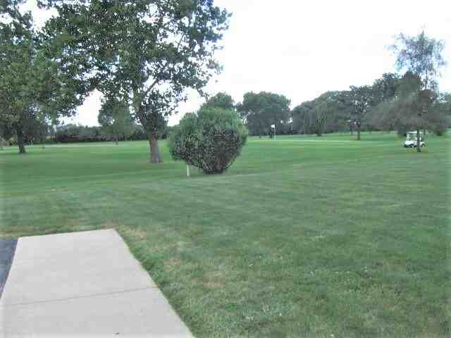 605 / 1404 W Suydam Rd - Photo 7 of 8