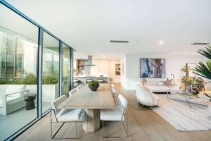 featured image of 8600 Wilshire Blvd