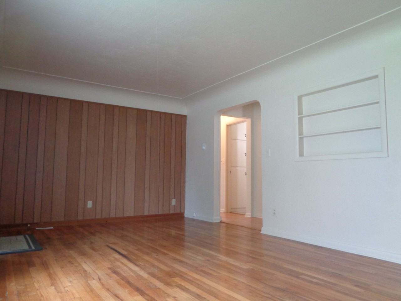 1945 23rd St Ne #1 - Photo 6 of 36