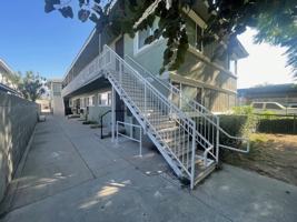 featured image of 1120 W Stoneridge Ct