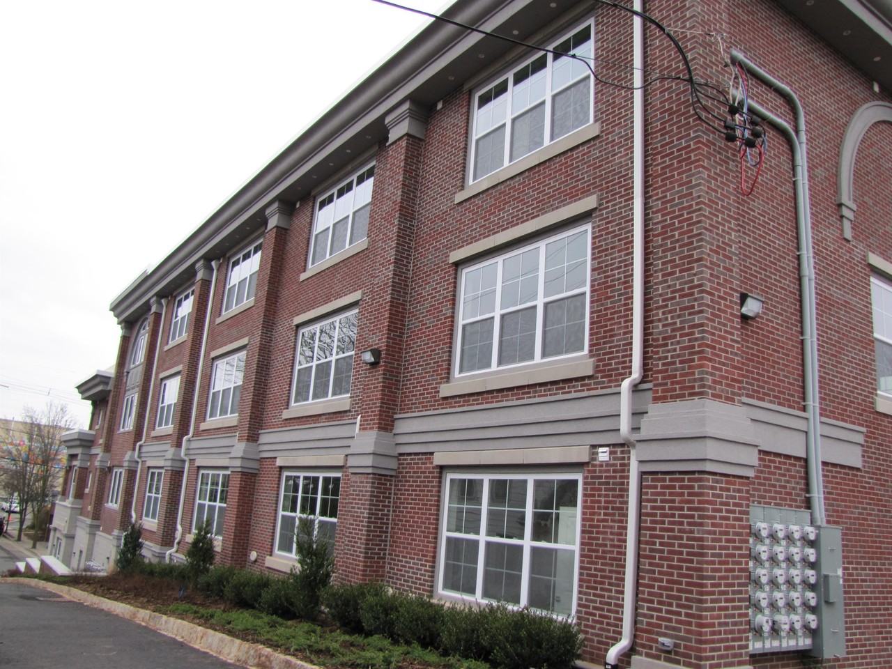 Downtown Metro - Photo 7 of 28