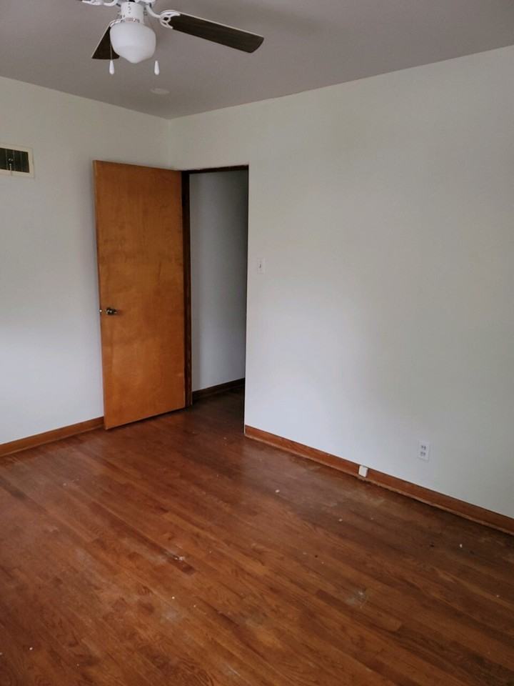 735 West William Street - Photo 2 of 6