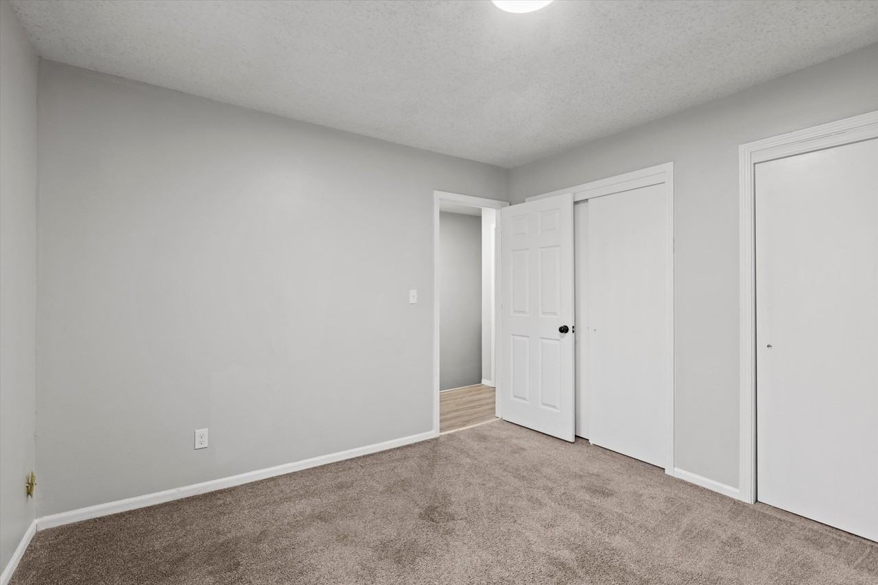 720 Ottawa Street - Photo 6 of 9