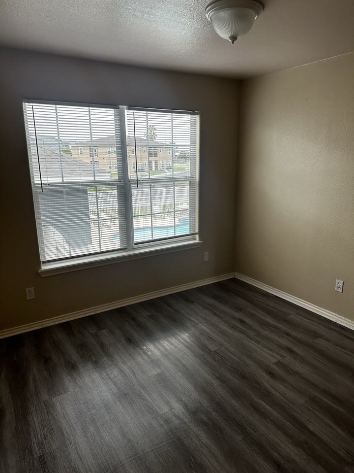 Redbud Place Apartments - Photo 2 of 50