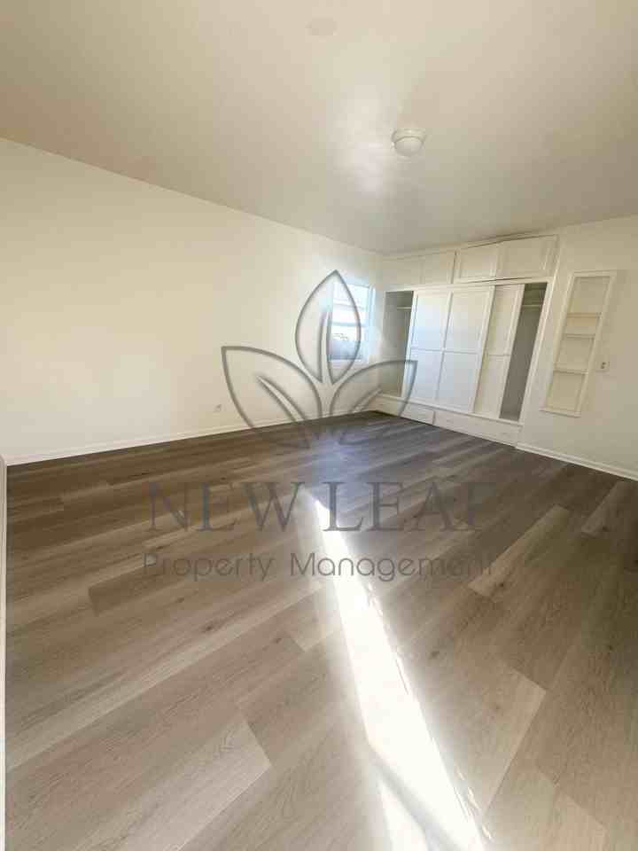 232, 230, 228 South Bush Street - Photo 3 of 10