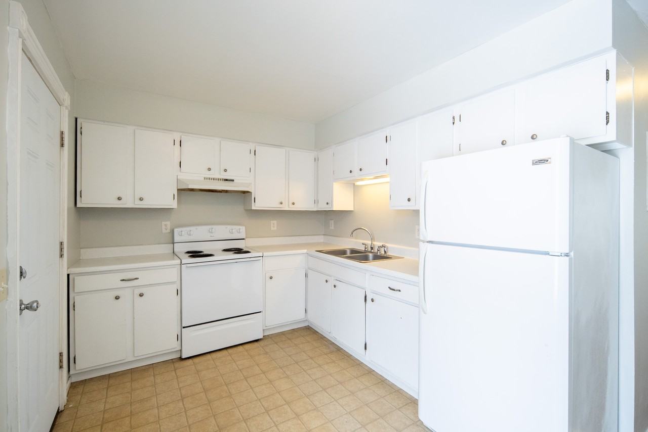 50-62 East Street - 3B #3B - Photo 3 of 32