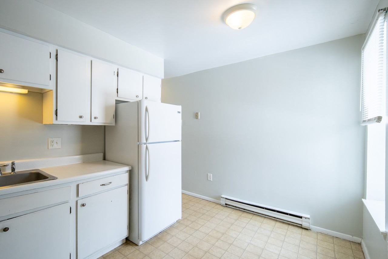 50-62 East Street - 3B #3B - Photo 4 of 32