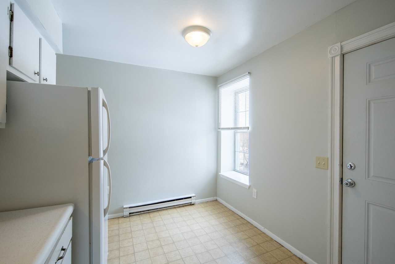50-62 East Street - 3B #3B - Photo 5 of 32