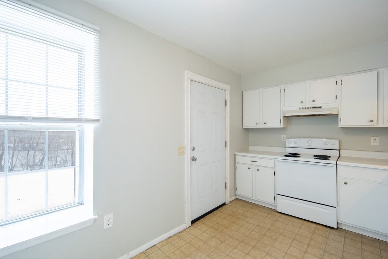 50-62 East Street - 3B #3B - Photo 6 of 32