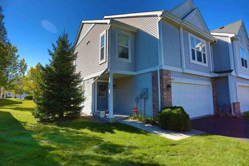 10515 Pond Curv #WB4