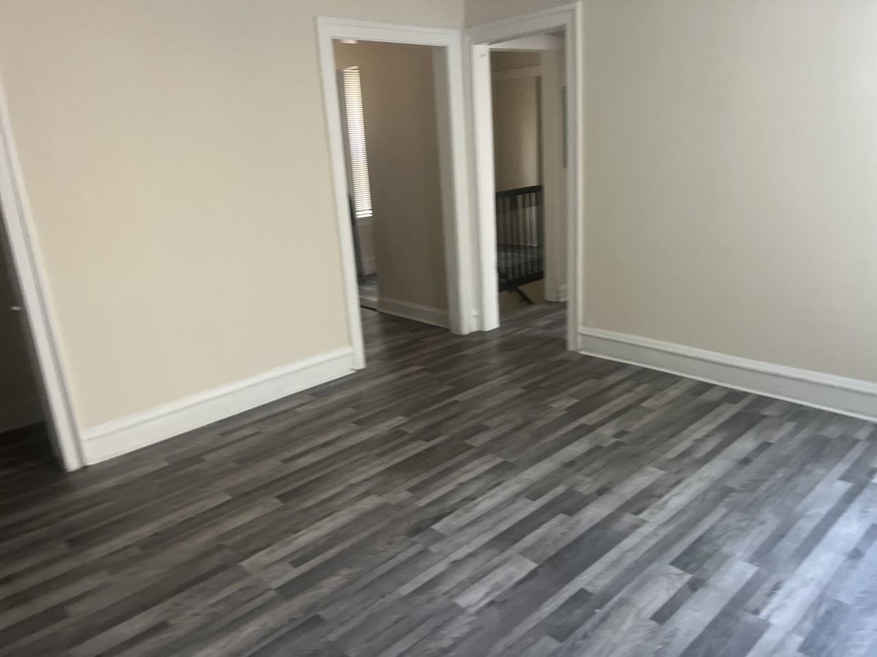 1417 West Elmdale Avenue - Photo 2 of 10