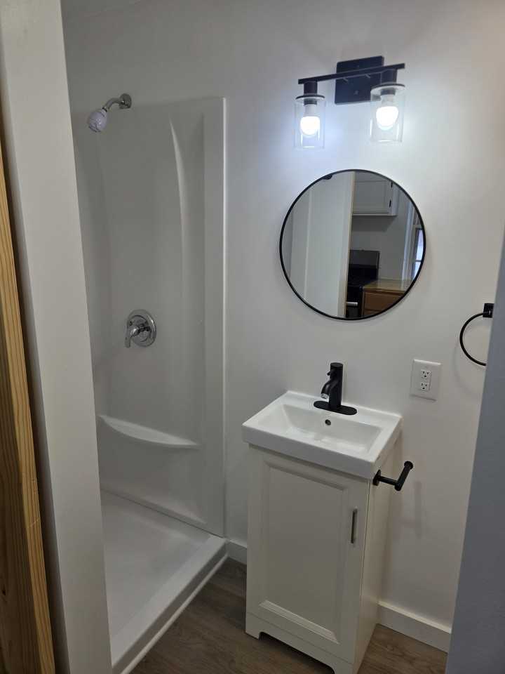 39A Madison Rd - Photo 2 of 10