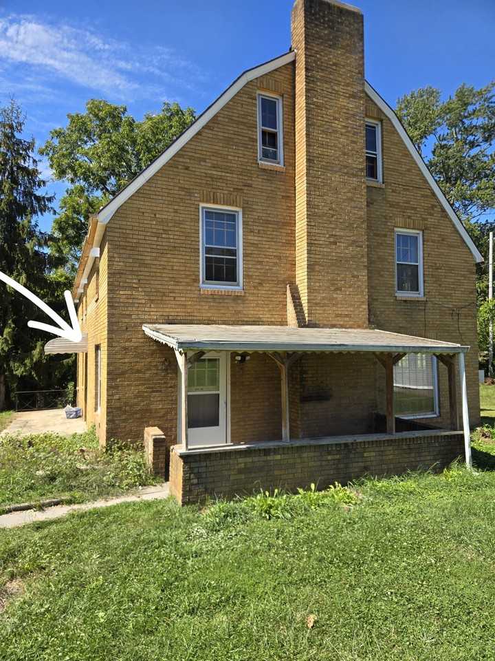 39A Madison Rd - Photo 3 of 10