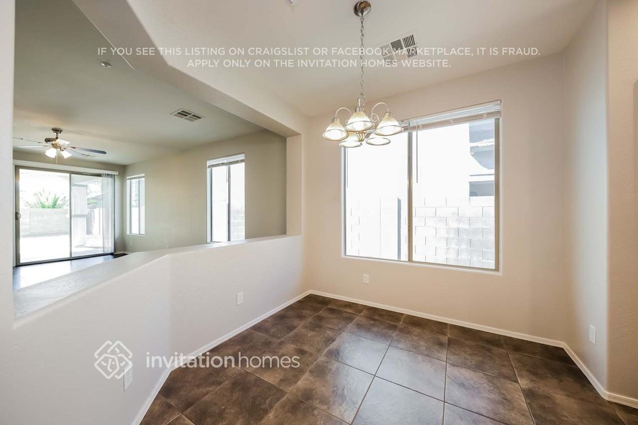 12737 W Pasaro Dr - Photo 5 of 16