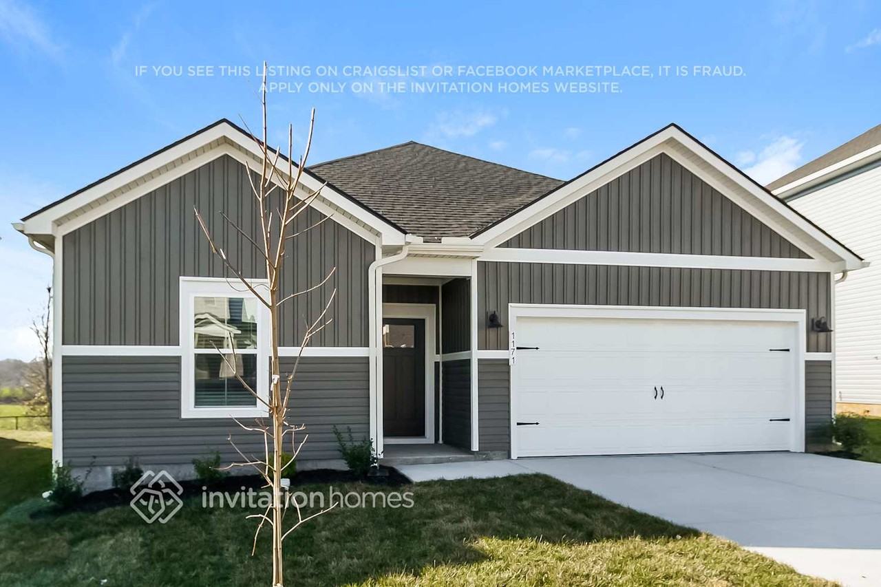 1171 Bluffton Cir - Photo 2 of 4