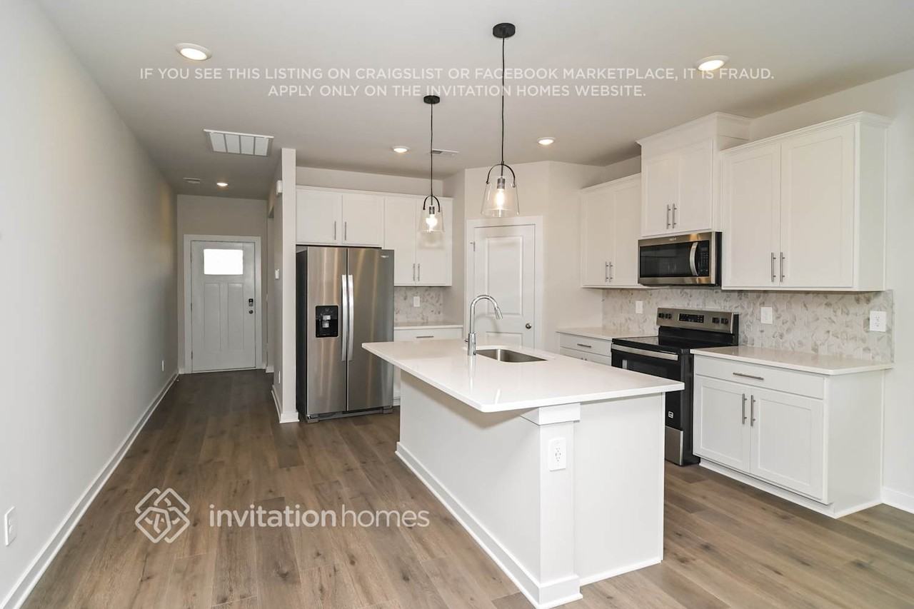 1191 Bluffton Cir - Photo 6 of 18