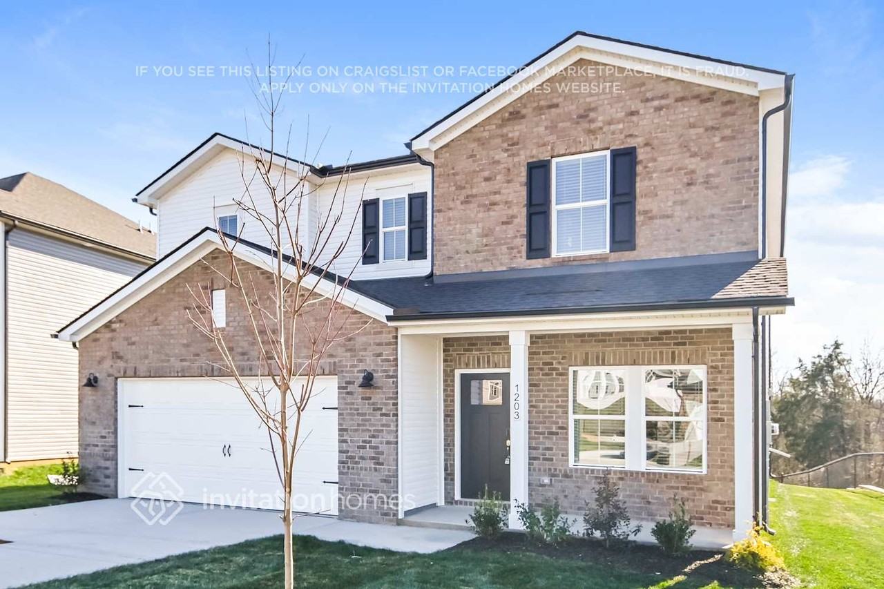 1203 Bluffton Cir - Photo 2 of 19