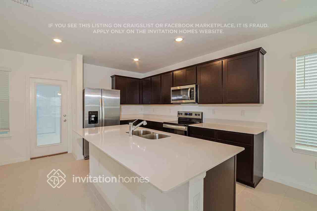 5830 Sagebrush Aly - Photo 7 of 18