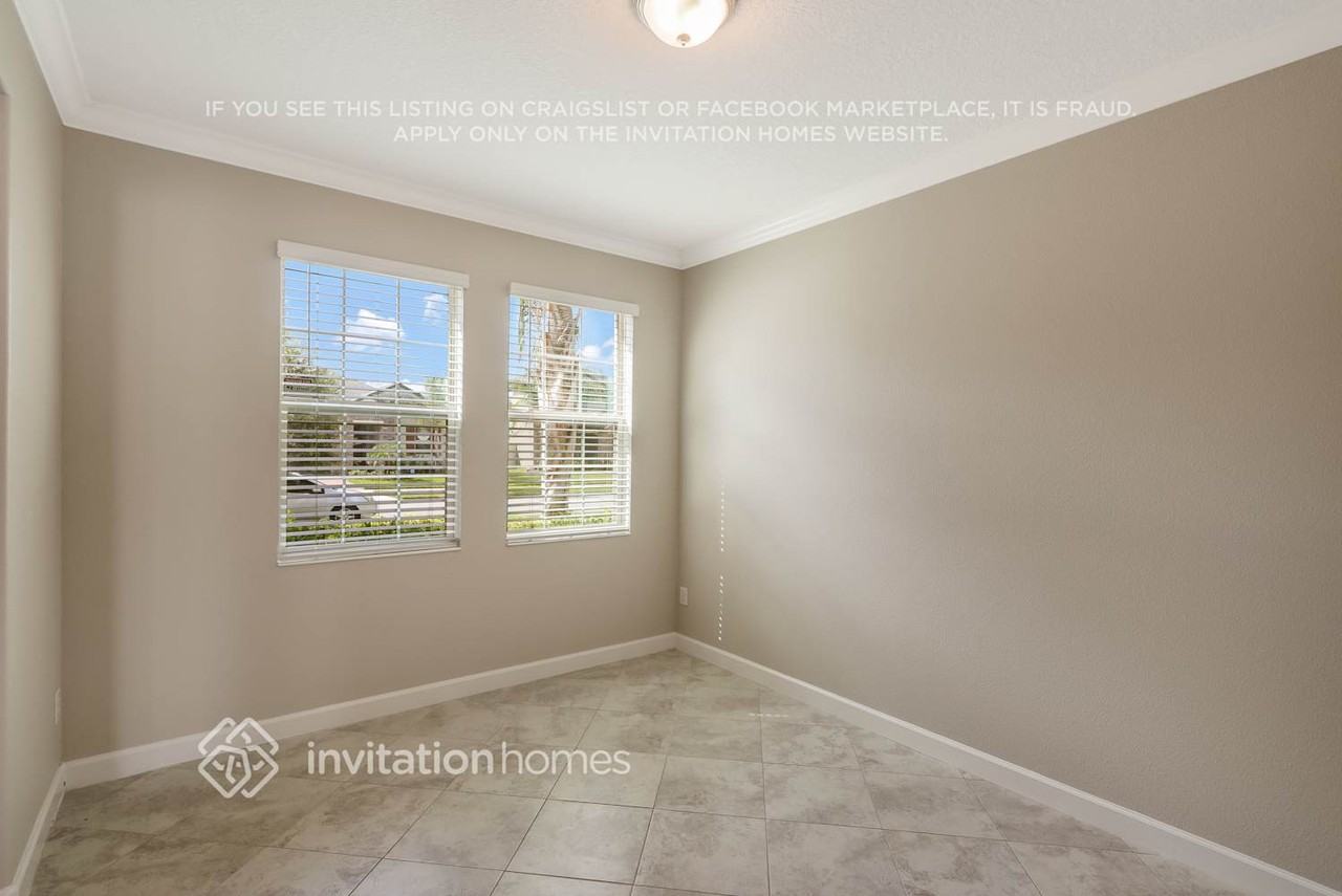 25207 Lambrusco Loop - Photo 4 of 30