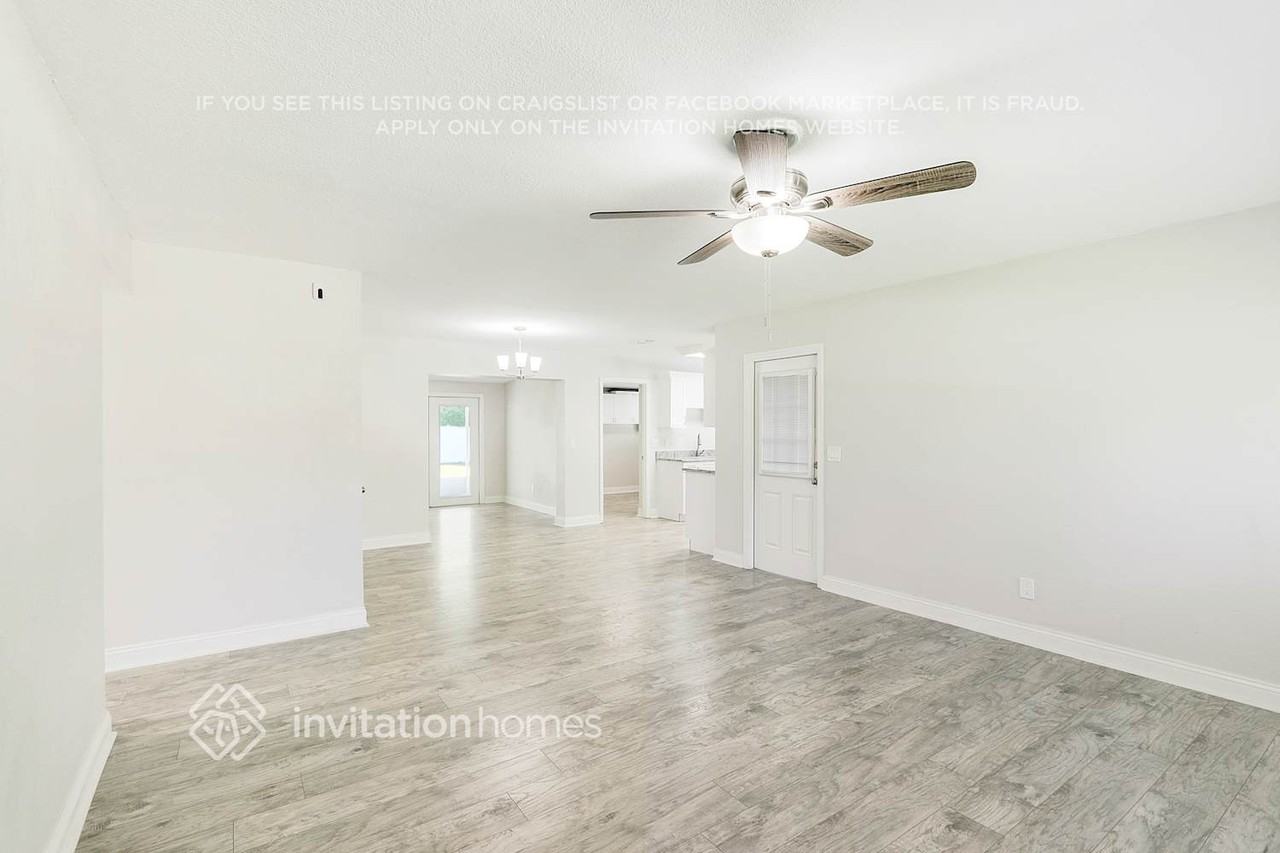 909 Skyview Dr - Photo 3 of 27